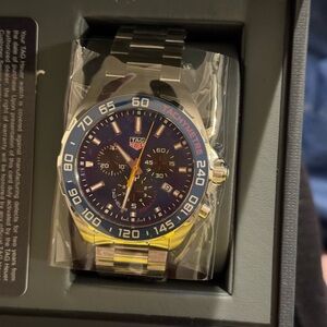 Aston Martin Red Bull Racing edition TAG Heuer